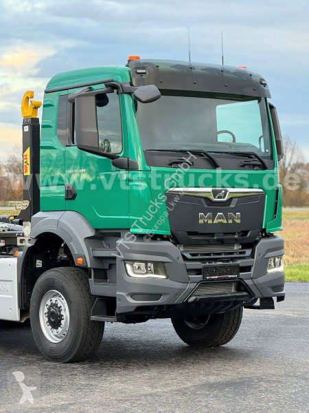 Camion MAN 33.480 6x6 BL HYVA 26-55-S AK *NEU*