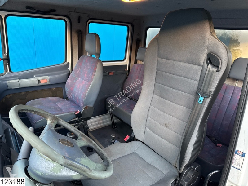 شاحنة Mercedes 815 EURO 3, Manual transmission,...