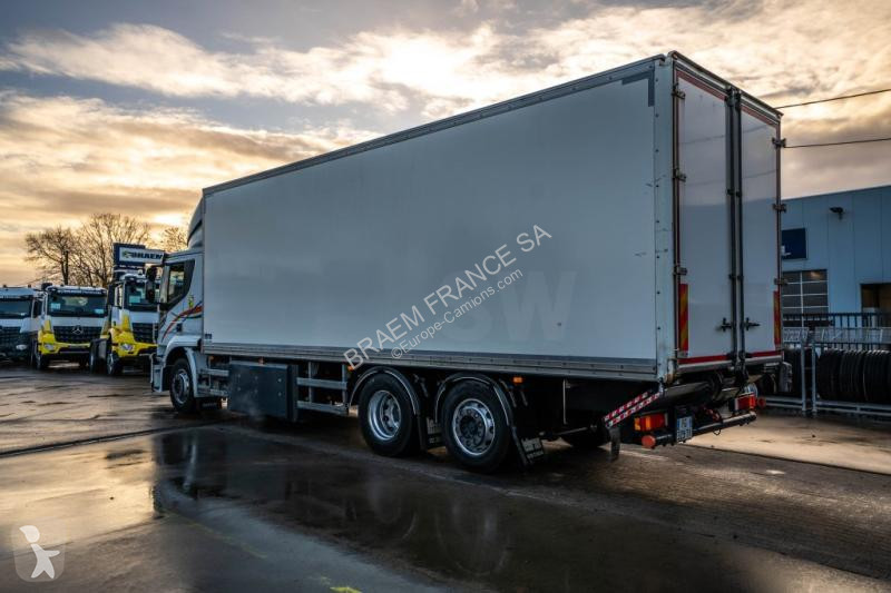 شاحنة Iveco  STRALIS 400 CNG +DHOLLANDIA