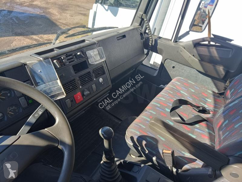 شاحنة Iveco  150 E 24