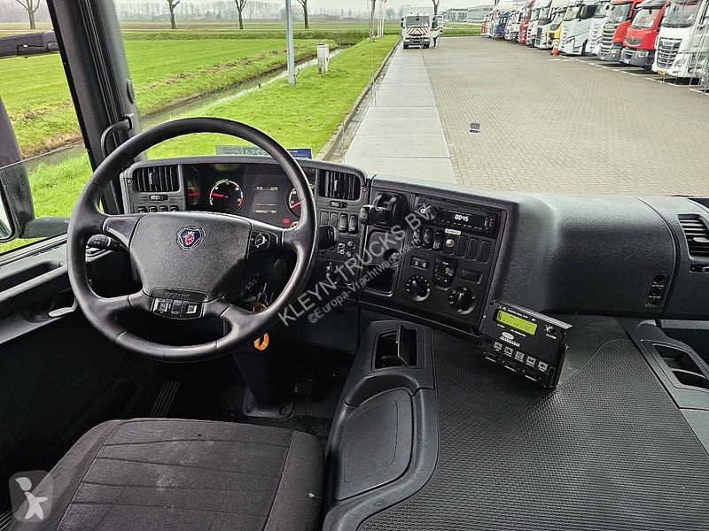 شاحنة Scania P250 CARRIER AMBERET