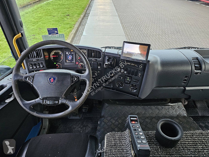 شاحنة Scania P320 OW ENTRY 6X2*4 HIAB