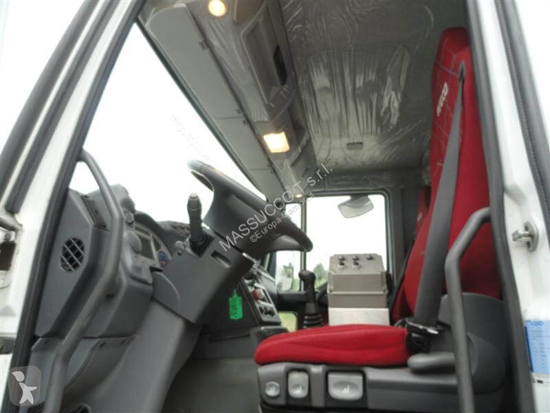 شاحنة Iveco 360