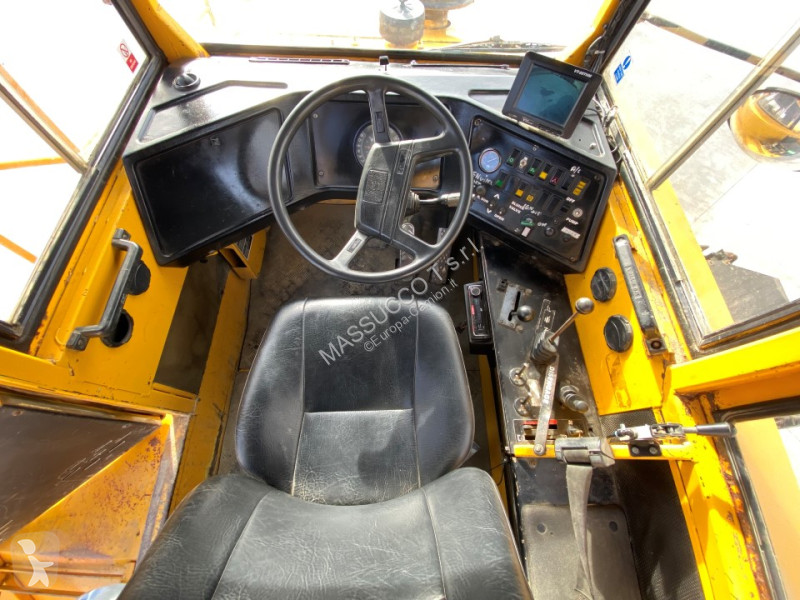 شاحنة Volvo A20