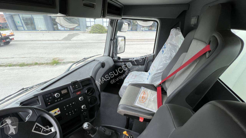 Camion Renault KERAX 6X4