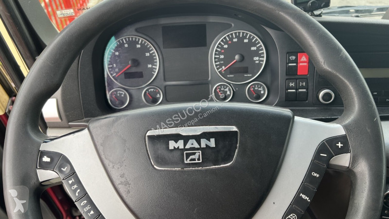 شاحنة MAN TGX 41.680 - 8X4