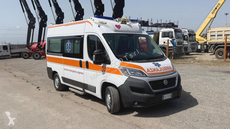 شاحنة Fiat DUCATO AMBULANZA