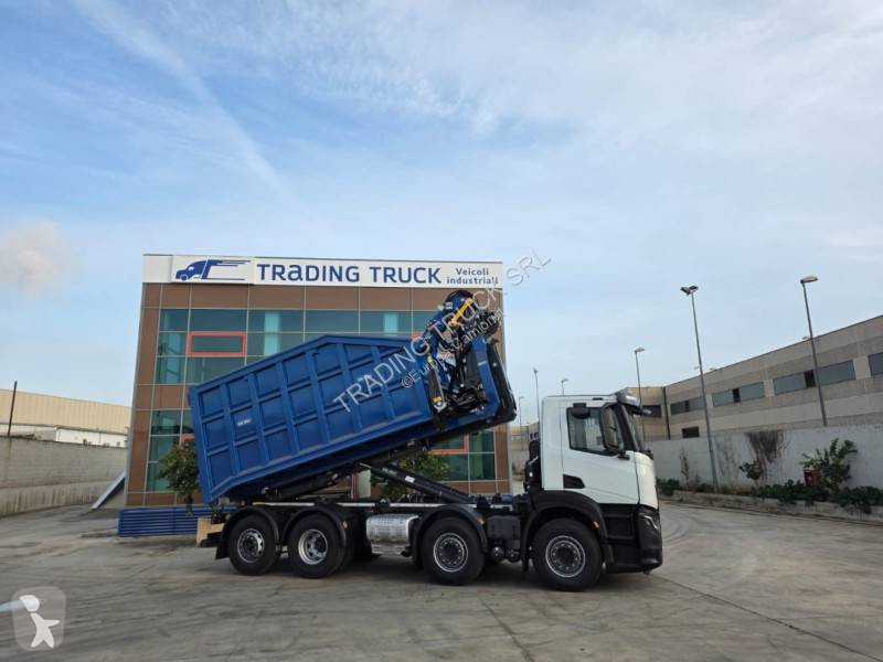 شاحنة Iveco