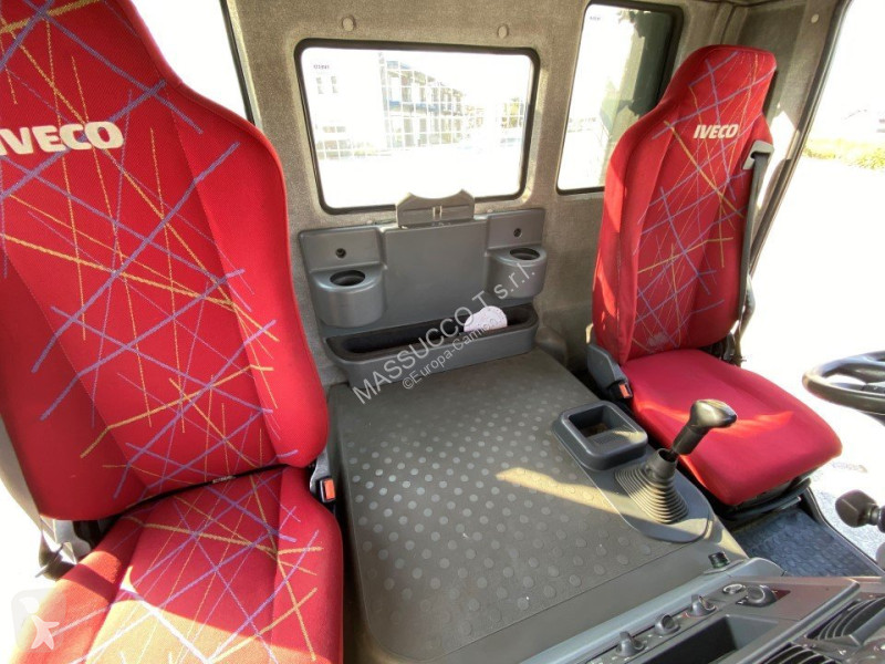 شاحنة Iveco STRALIS 270