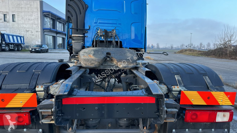 شاحنة Renault K 460 4x2