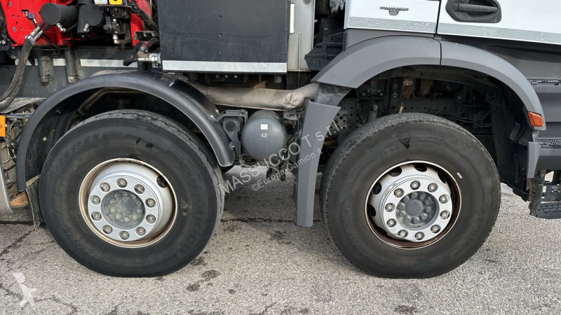 شاحنة Mercedes 4145  8x4