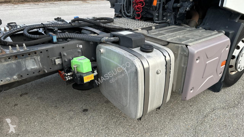 شاحنة Renault T460 4x2