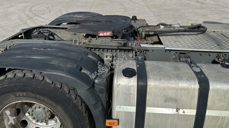 شاحنة Volvo FM 9 4x2