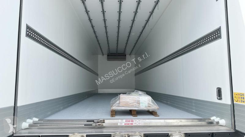 Camion Volvo FE 350 6x2