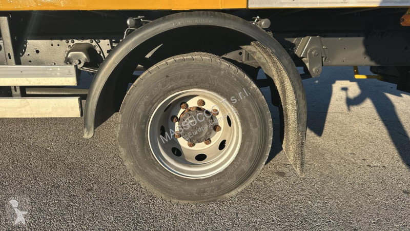 شاحنة Iveco ML120E18 4x2