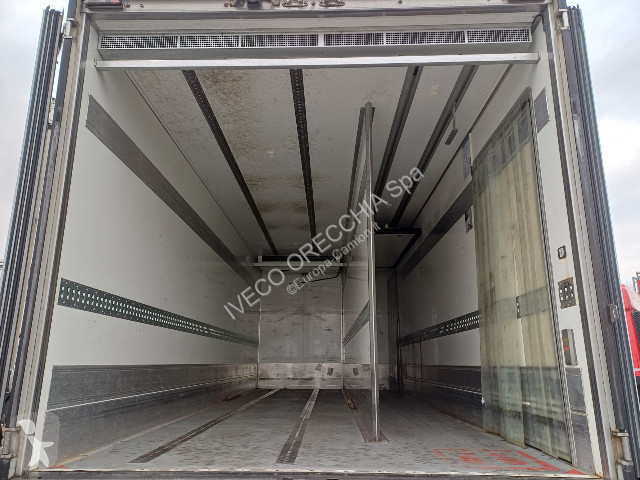 شاحنة Iveco EUROCARGO ML120E19P