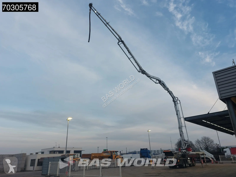 شاحنة Mercedes 3240 8X4 38mtr Putzmeister BSF...