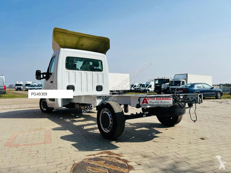Лекотоварен автомобил Renault T35