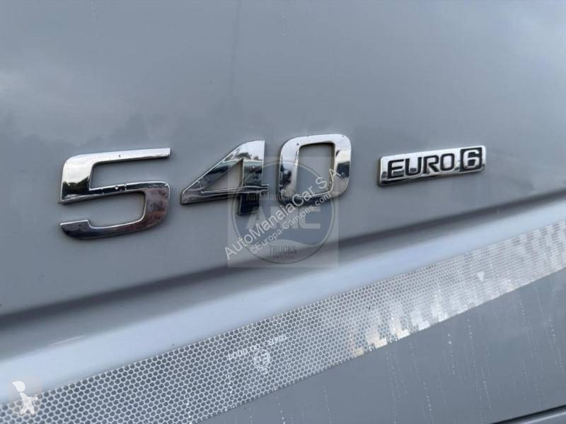 شاحنة Volvo 540 X-TRACK