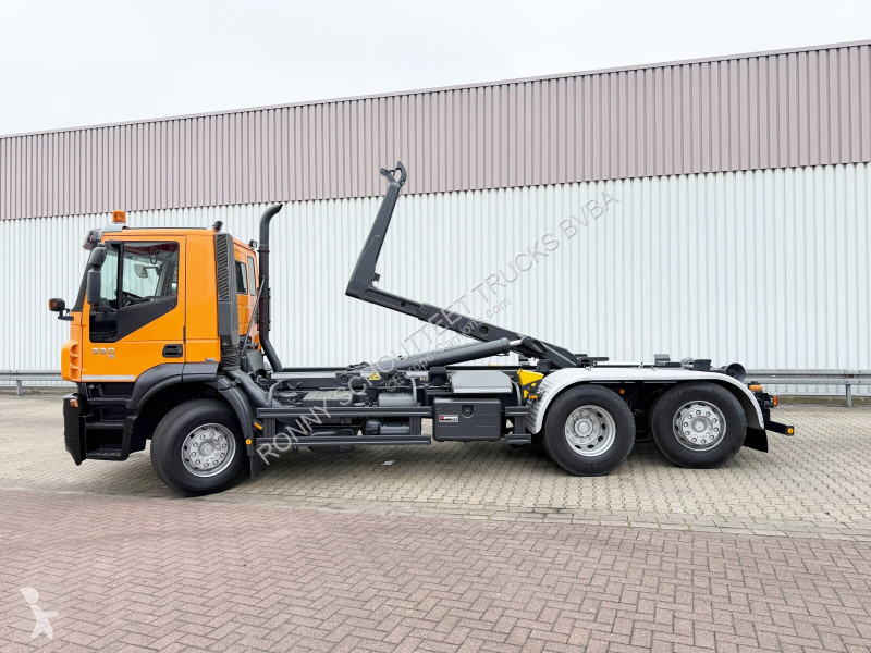 شاحنة  Stralis AD260S33Y/PS 6x2 Stralis...
