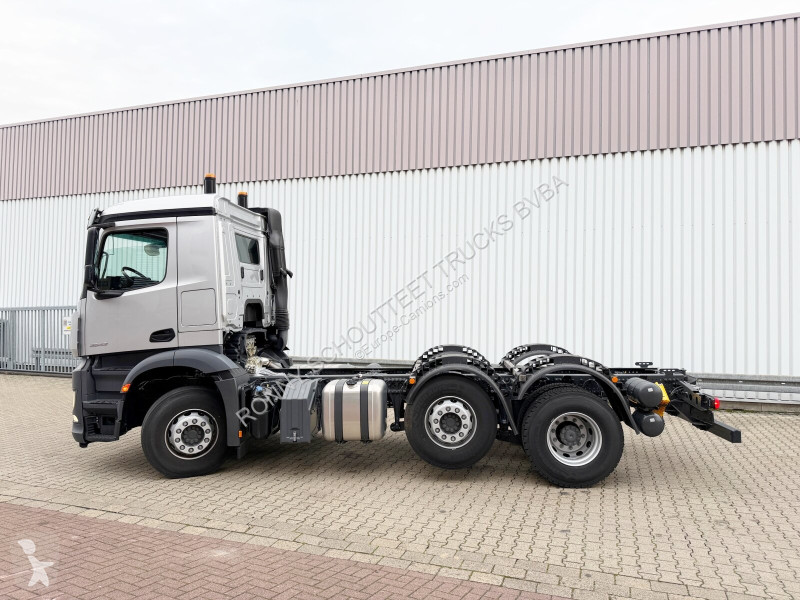 Camion Mercedes Arocs 2542 L 6x2/4 Arocs...