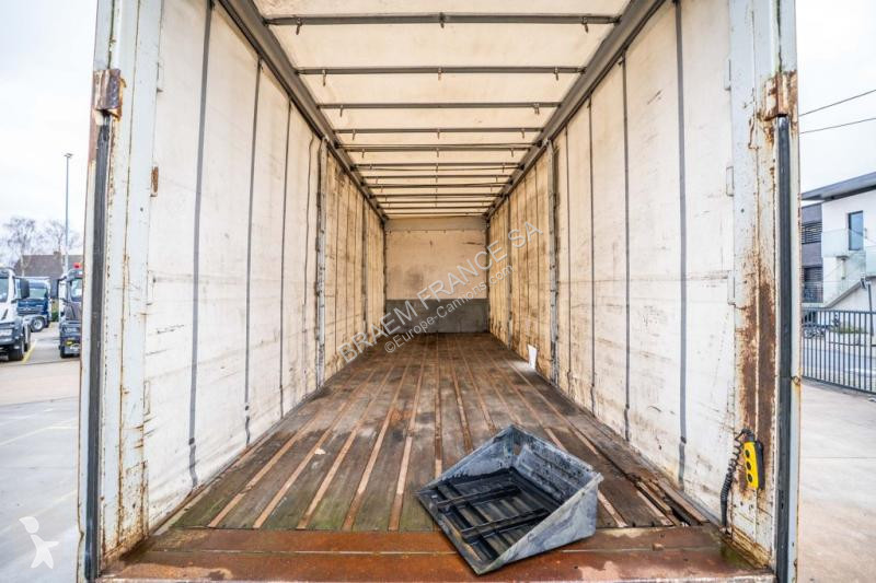 شاحنة Renault  MIDLUM 270 DXI + DHOLLANDIA 2TON
