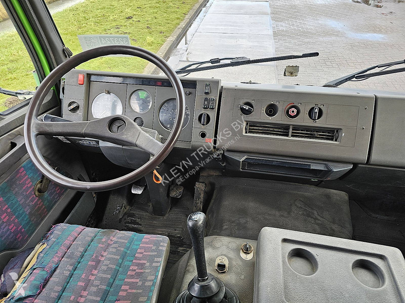 شاحنة Mercedes 6 CYL. CRANE