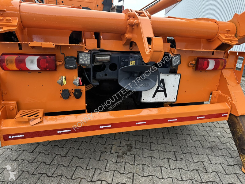 شاحنة Mercedes Arocs 3353 K 6x4 Arocs 3353 K...