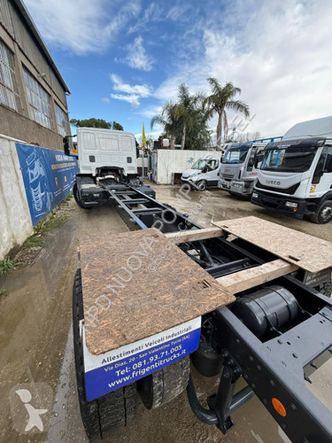 شاحنة Iveco Iveco 180e28