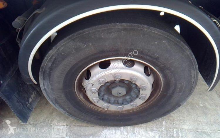 شاحنة Iveco