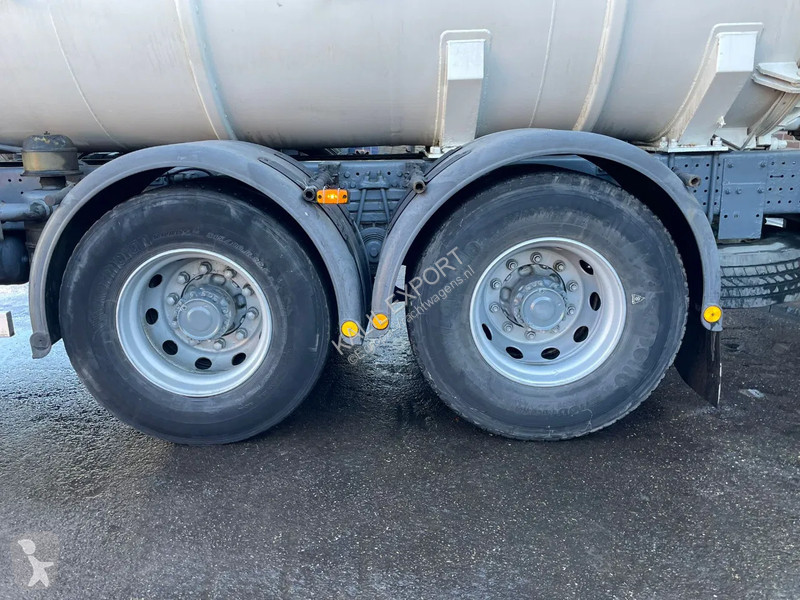 شاحنة Renault Euro 5 370 DXI Toilet Truck 6x4...