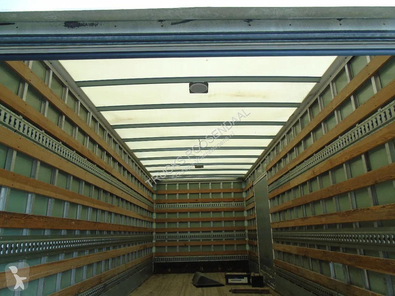 شاحنة MAN 12.250 + EURO 5 + LIFT