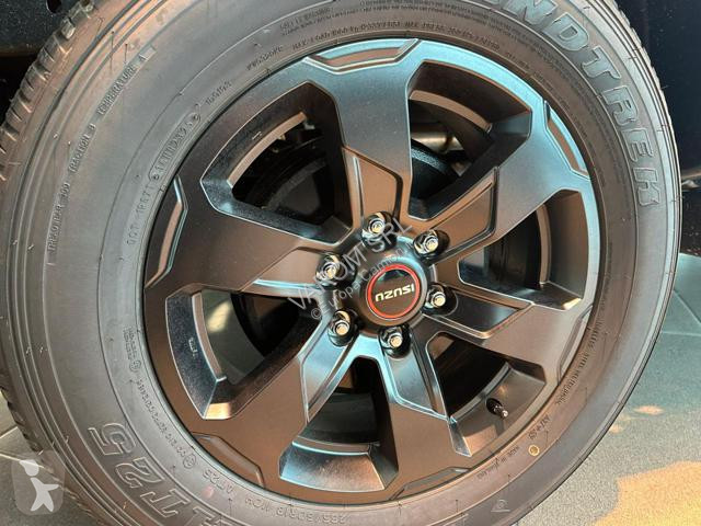 شاحنة Isuzu