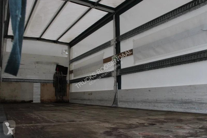 شاحنة MAN 8.220 + EURO 6 + LIFT
