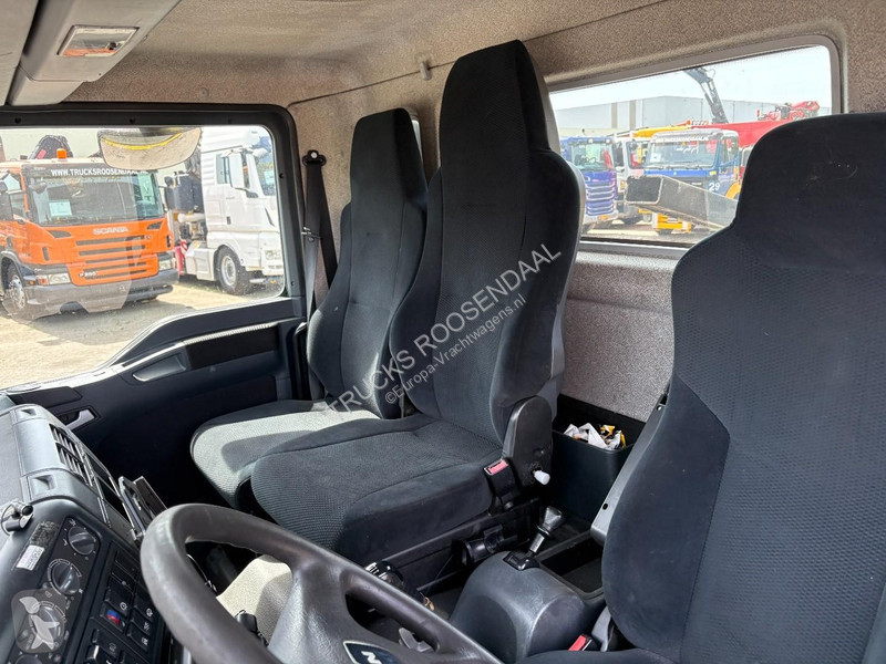 شاحنة MAN 12.220 + MANUAL + EURO 5 + WINCH +...