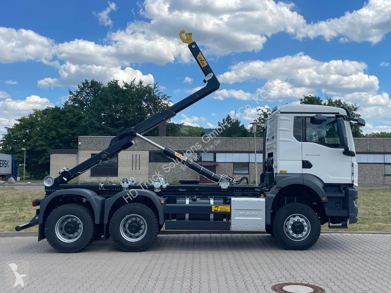 شاحنة MAN 33.440 MAN  33.440 6x6 Euro6e Hyva