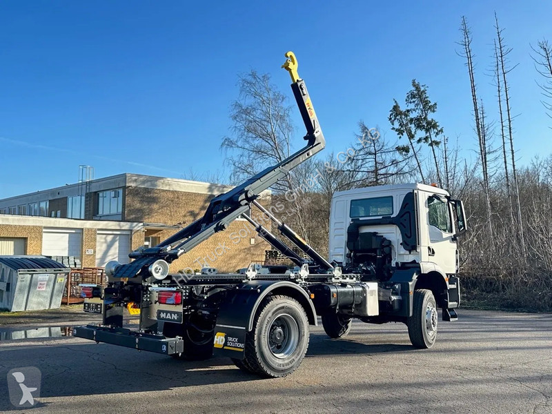 شاحنة MAN TGM MAN TGM 4x4 Euro 6e Hyva 12-45