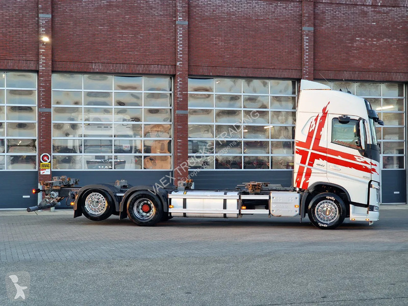 شاحنة Volvo 13460 Globetrotter 6x2*4 - BDF - I...