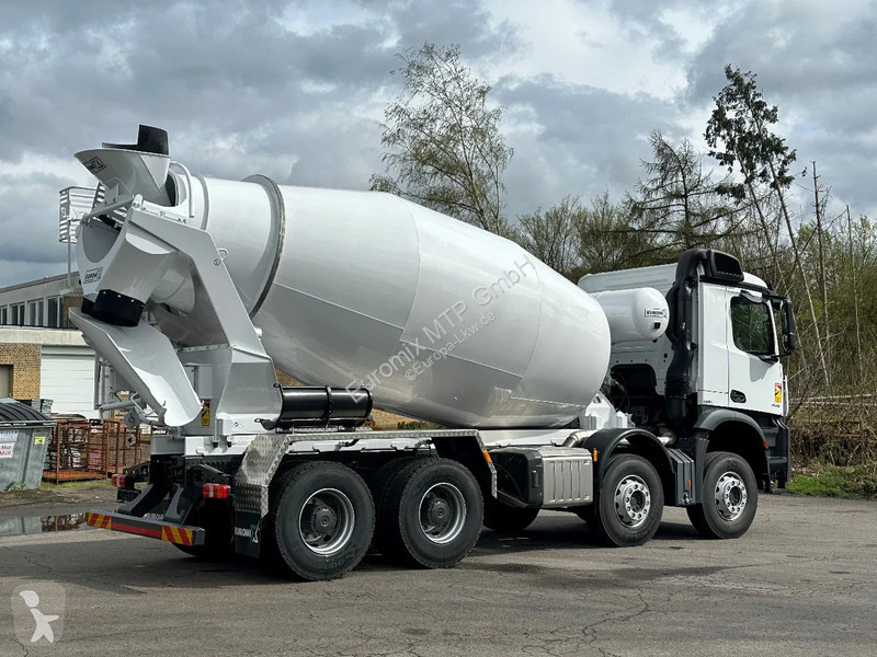 Betonárske zariadenie Mercedes 4145...