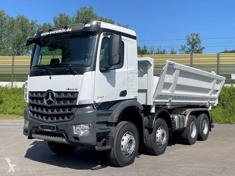 Lastbil Mercedes 4145 Mercedes-Benz 4145 8X4...