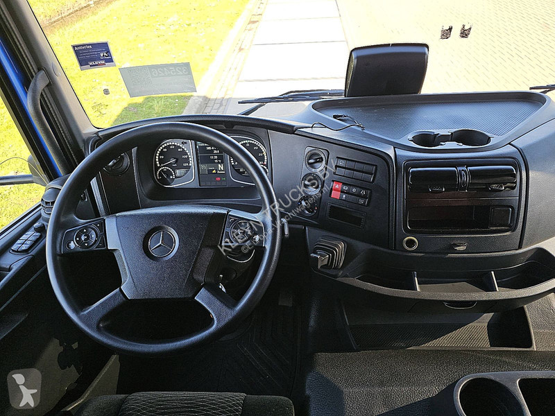 شاحنة Mercedes ATEGO 1224 AIRCO TAILLIFT
