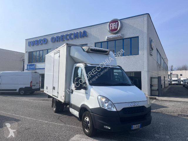 شاحنة Iveco DAILY 35C15