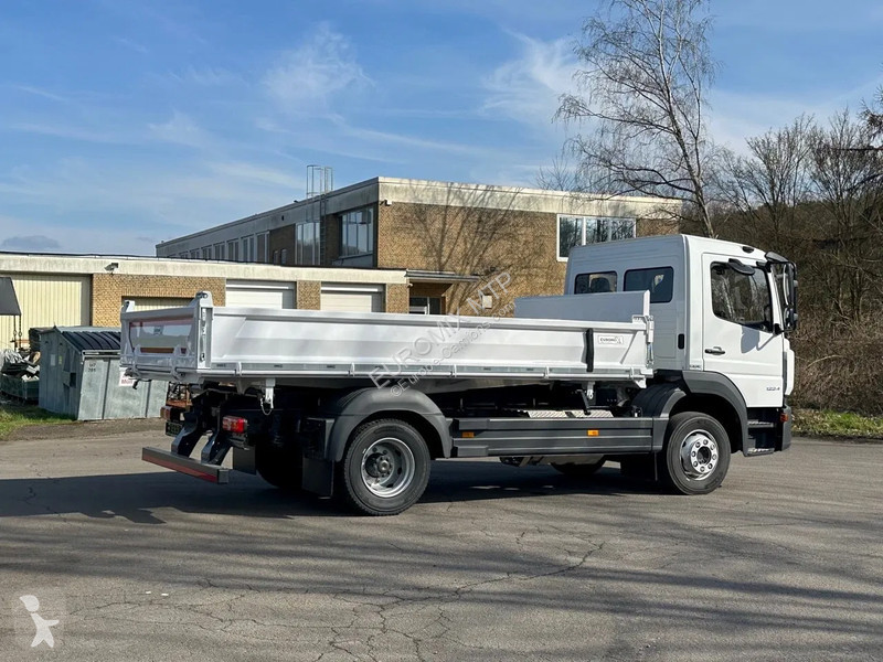 شاحنة Mercedes 1024 Mercedes-Benz 1224 K...