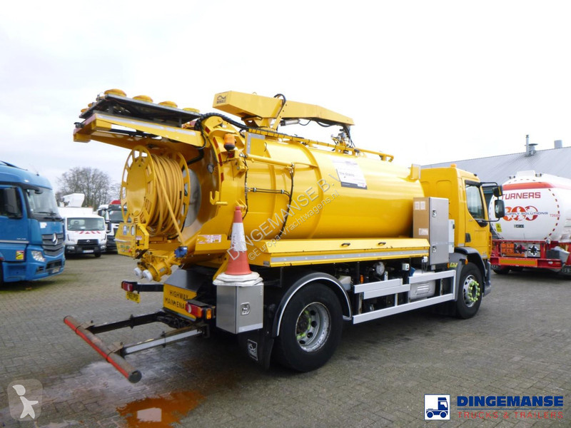 Camión DAF 220 4x2 RHD Whale vacuum tank