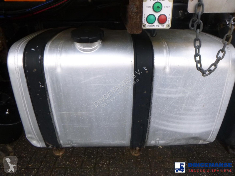 Camion Mercedes 1824 4x2 vacuum tank 8.1 m3
