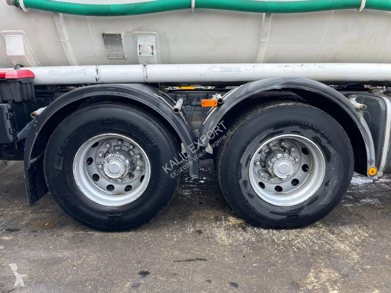 شاحنة Renault Euro 5 370 DXI Toilet Truck 6x4...