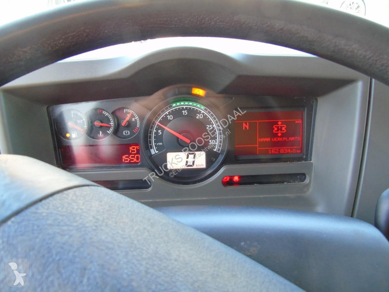 شاحنة Renault 12,220 + euro 5 + LIFT