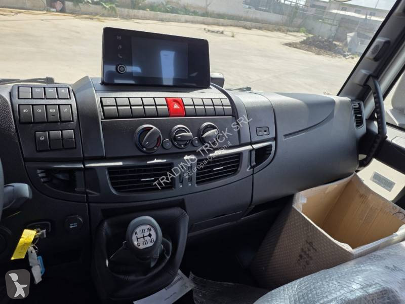شاحنة Iveco