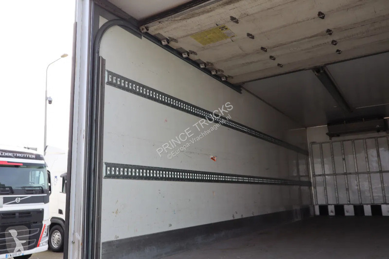 شاحنة Renault D * EURO6 * 4X2 * CARRIER * LOW...