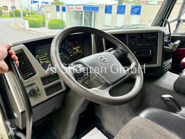 شاحنة Volvo / 8x4 / Blatt - Luft / Eu6